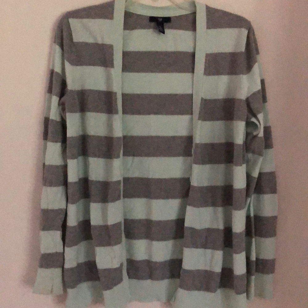 Gap cardigan